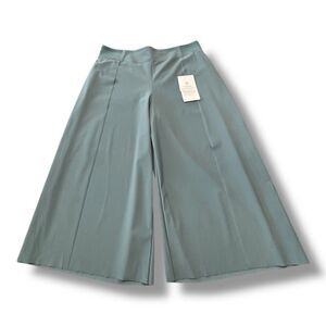 Athleta Cosmic Wrap Pant Minimalistic Gray  Crop Wide Leg Women’s Size 14P